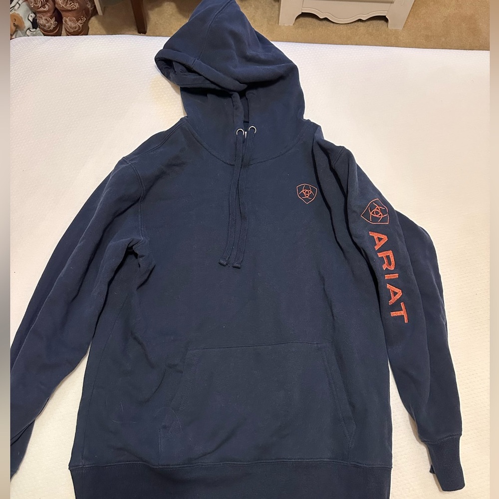 women’s ariat hoodie